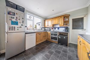 Kitchen shot 1- click for photo gallery